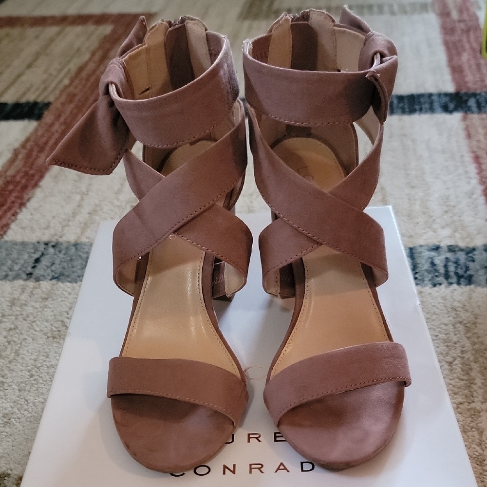 LC Lauren Conrad Women's Brown Heeled Sandals - Picture 3 of 3